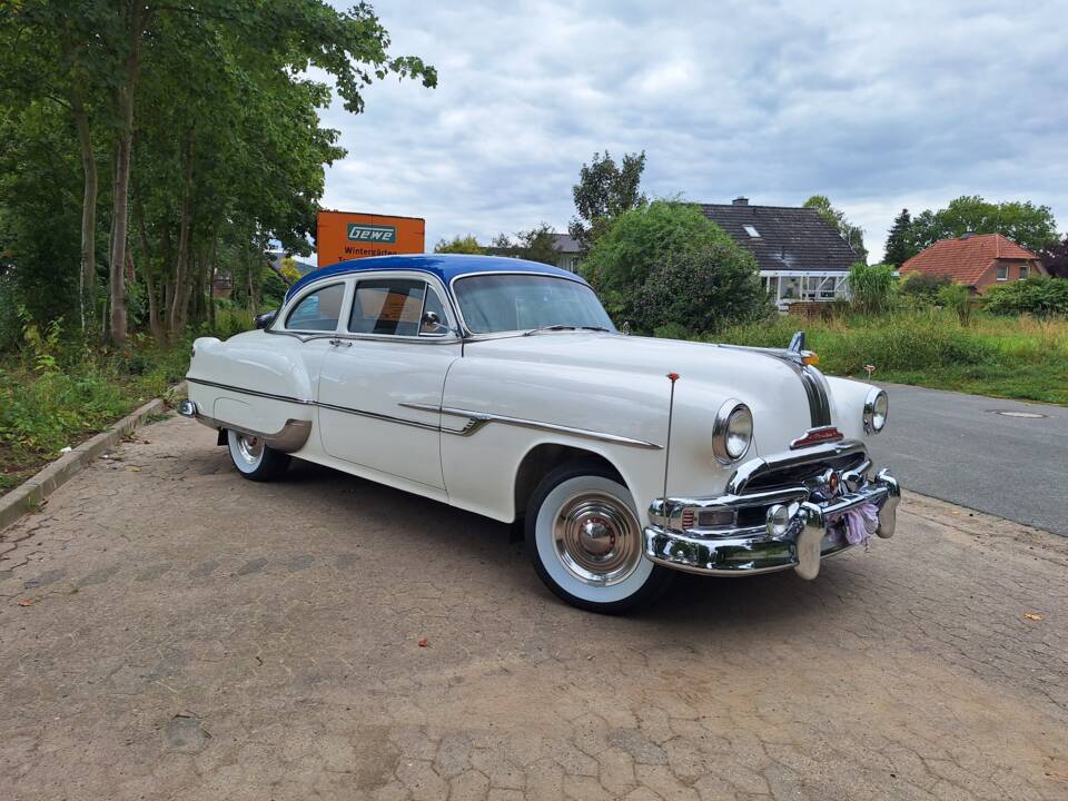 Image 5/17 of Pontiac Chieftain (1953)