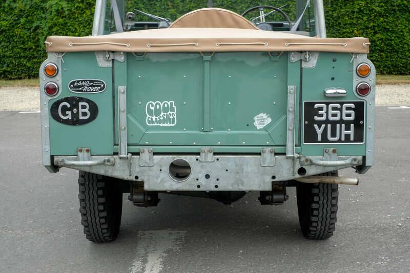 Image 28/50 of Land Rover 88 (1962)