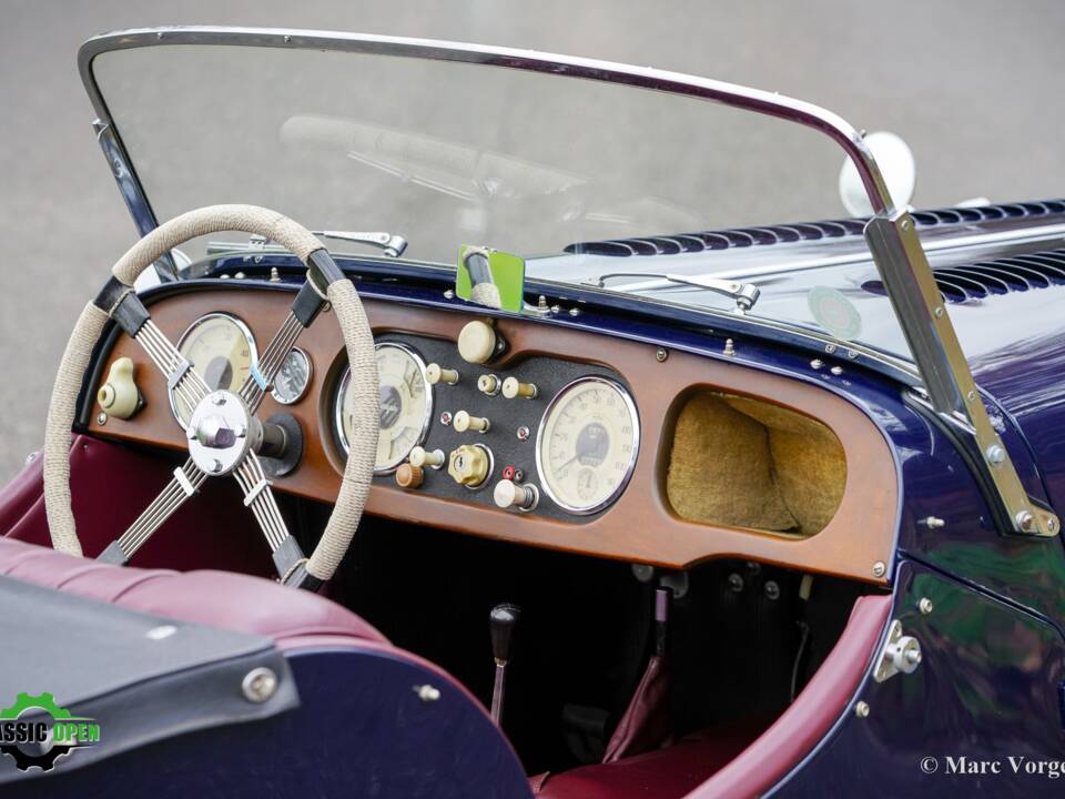 Image 27/34 of Morgan Plus 4 High Cowl (1956)