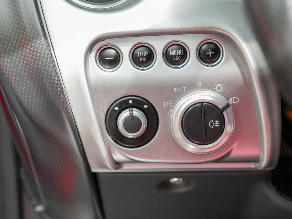 Image 23/50 of Alfa Romeo 8C Spider (2010)