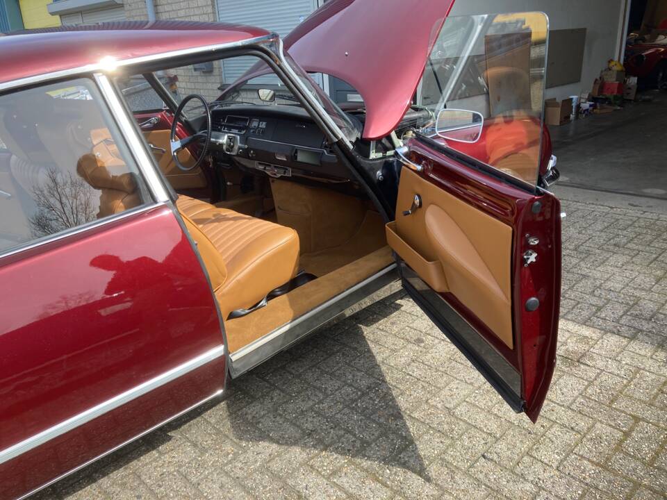 Bild 20/54 von Citroën D Spécial (1969)