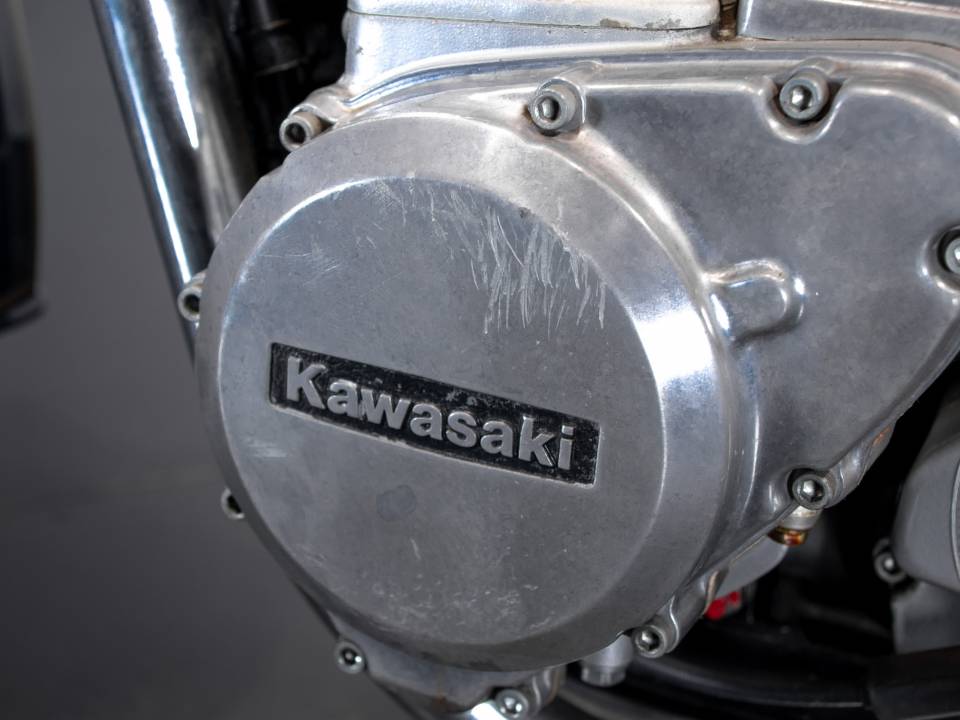 Image 32/43 of Kawasaki DUMMY (1980)