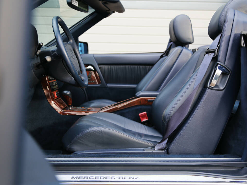 Bild 35/42 von Mercedes-Benz SL 600 (1994)