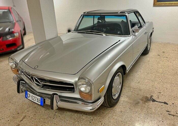 Imagen 1/7 de Mercedes-Benz 280 SL (1968)