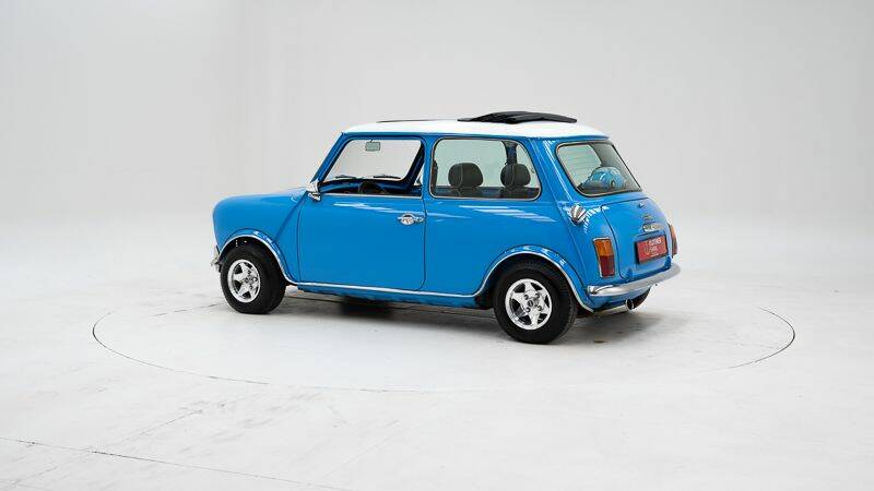 Imagen 4/15 de Mini 1000 (1978)