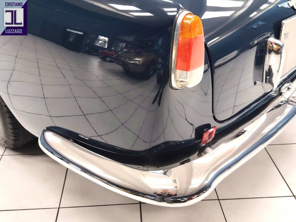 Image 18/67 of Alfa Romeo 1900 C Super Sprint Touring (1956)