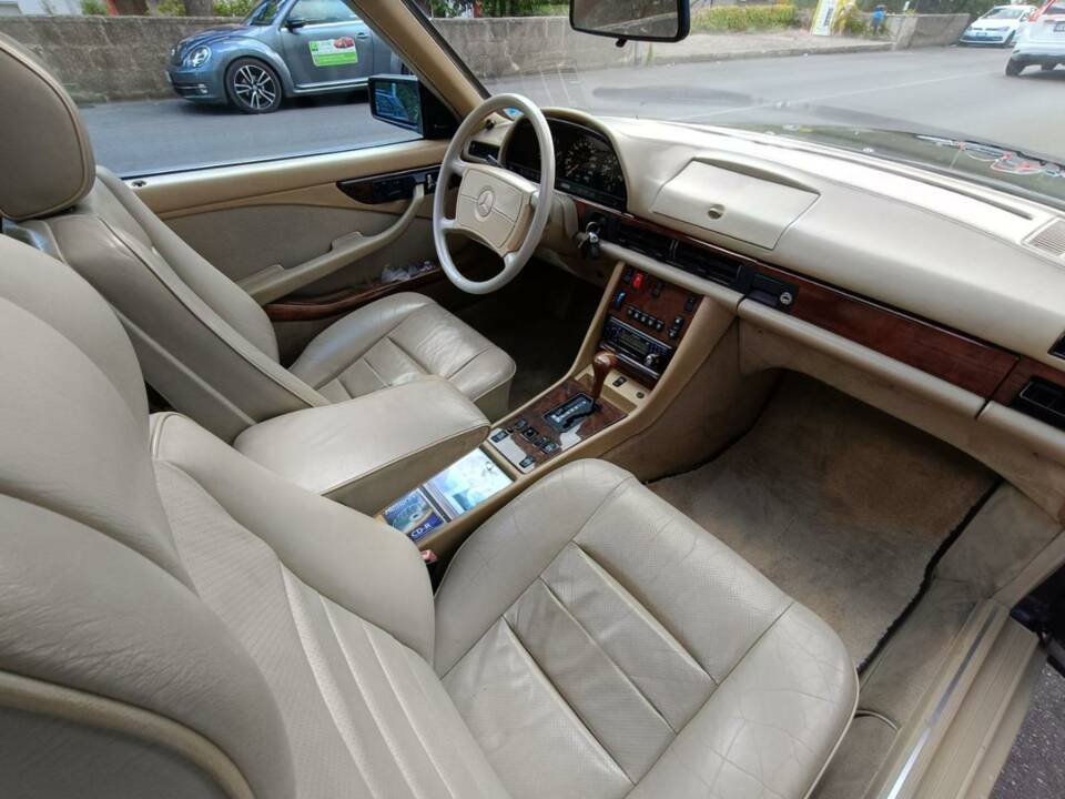 Bild 27/47 von Mercedes-Benz 560 SEC (1987)