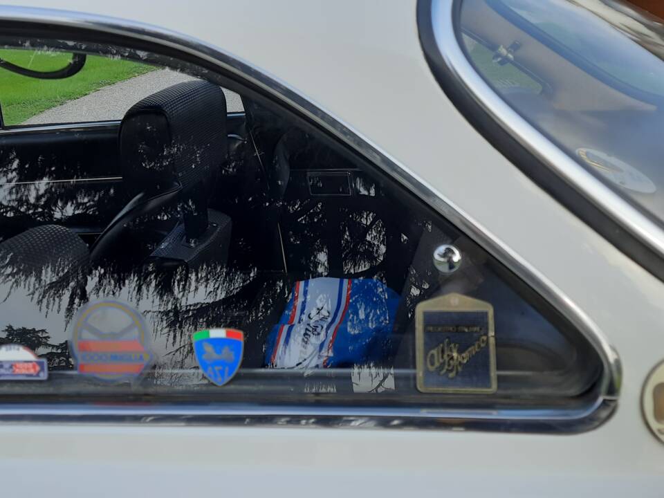 Afbeelding 19/35 van Alfa Romeo 1750 GT Veloce (1968)