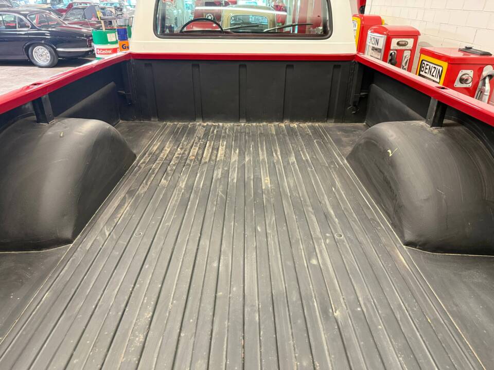 Bild 15/17 von Ford F-250 (1961)