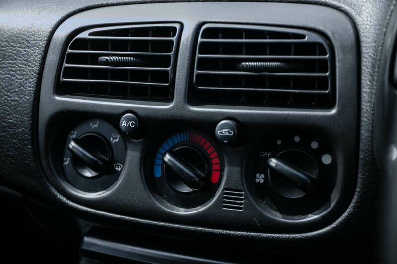 Image 23/30 of Subaru Impreza "555" (1996)