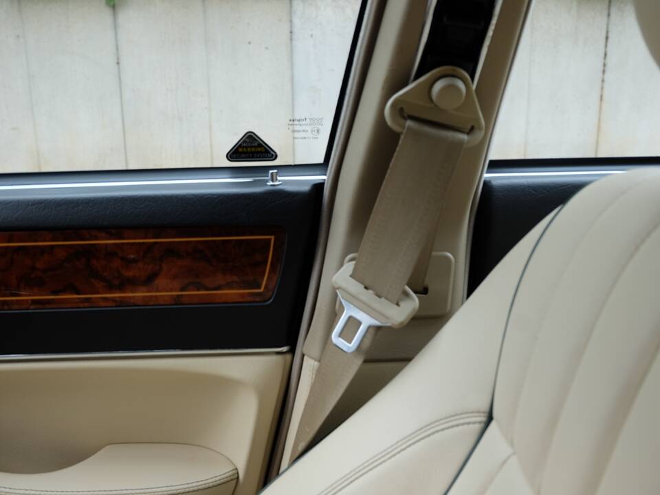 Image 76/77 de Jaguar XJ 40 (XJ-R) (1993)