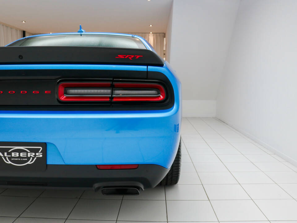 Bild 16/17 von Dodge Challenger SRT Hellcat (2015)