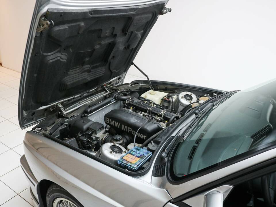 Afbeelding 13/27 van BMW M3 (1986)
