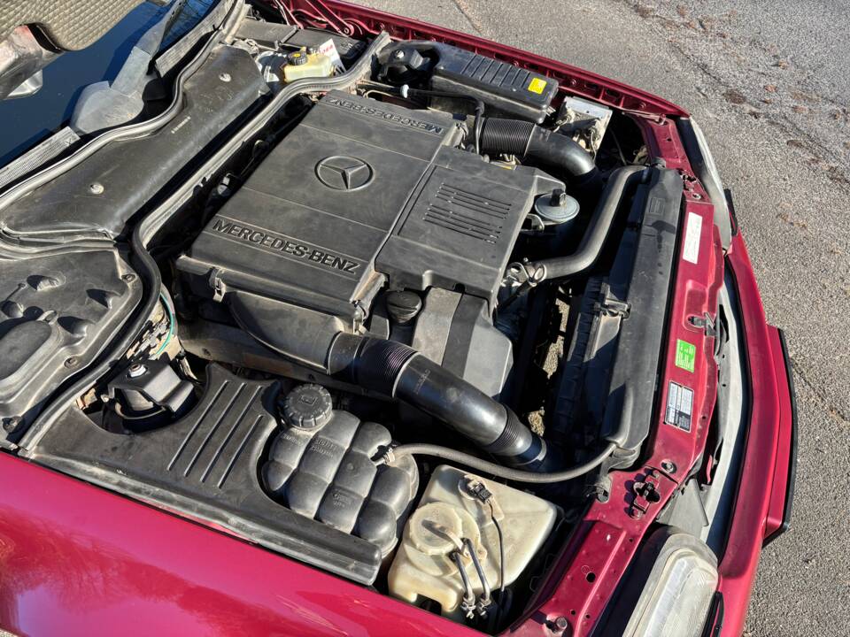 Afbeelding 16/64 van Mercedes-Benz SL 500 (1996)