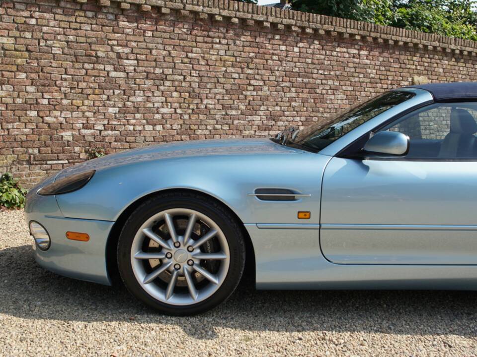 Image 32/50 of Aston Martin DB 7 Vantage Volante (2000)
