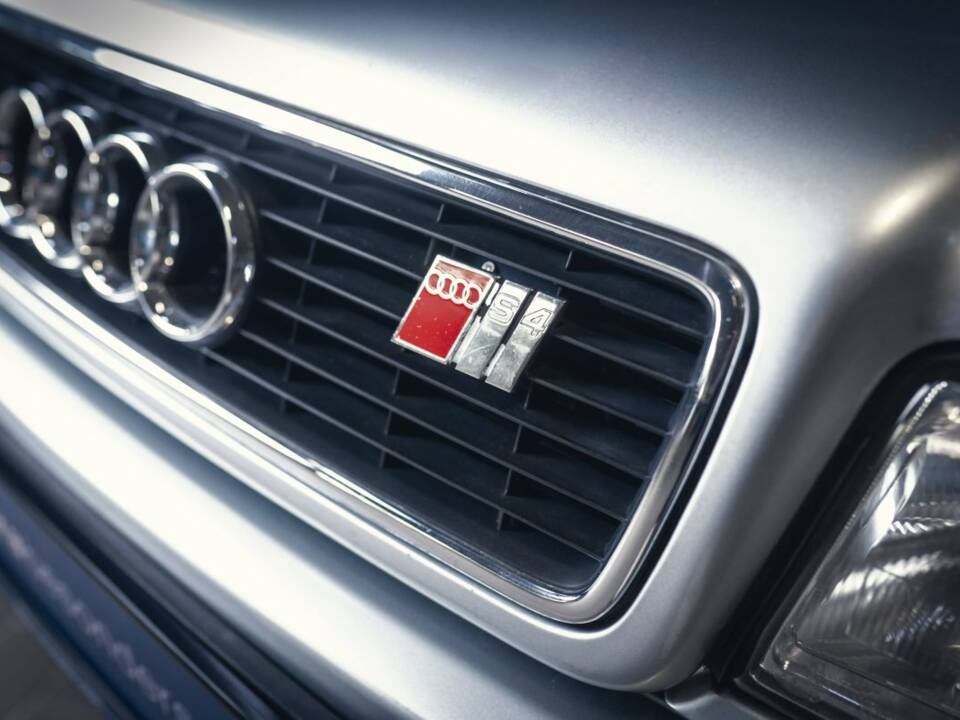 Image 4/15 of Audi 80 - Cabriolet 2.0 E (1995)