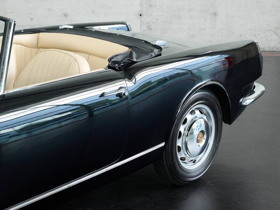 Image 42/50 of Alfa Romeo 2000 Spider (1959)