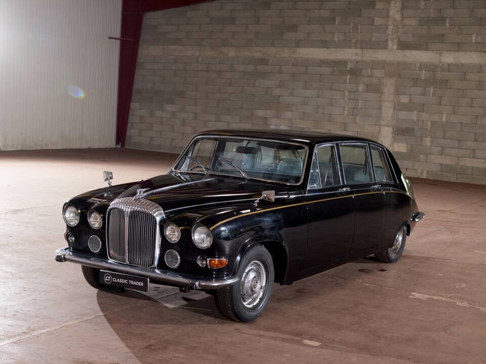 1976 | Daimler DS 420