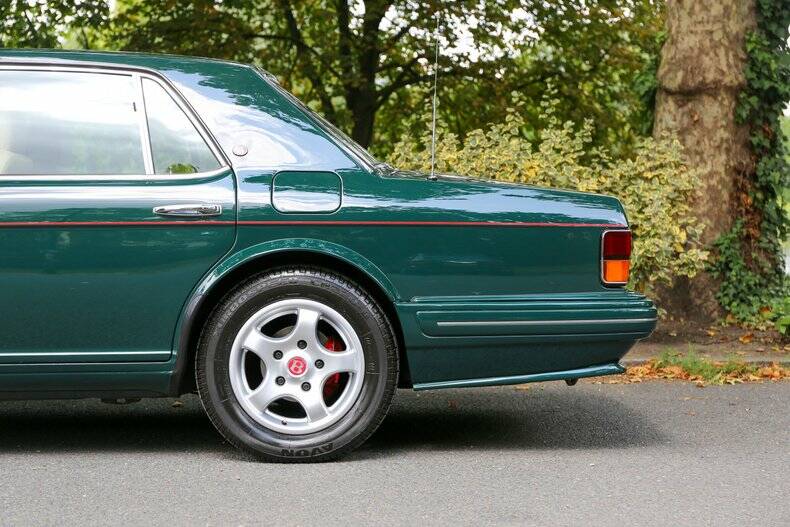 Immagine 33/50 di Bentley Turbo RT (1997)