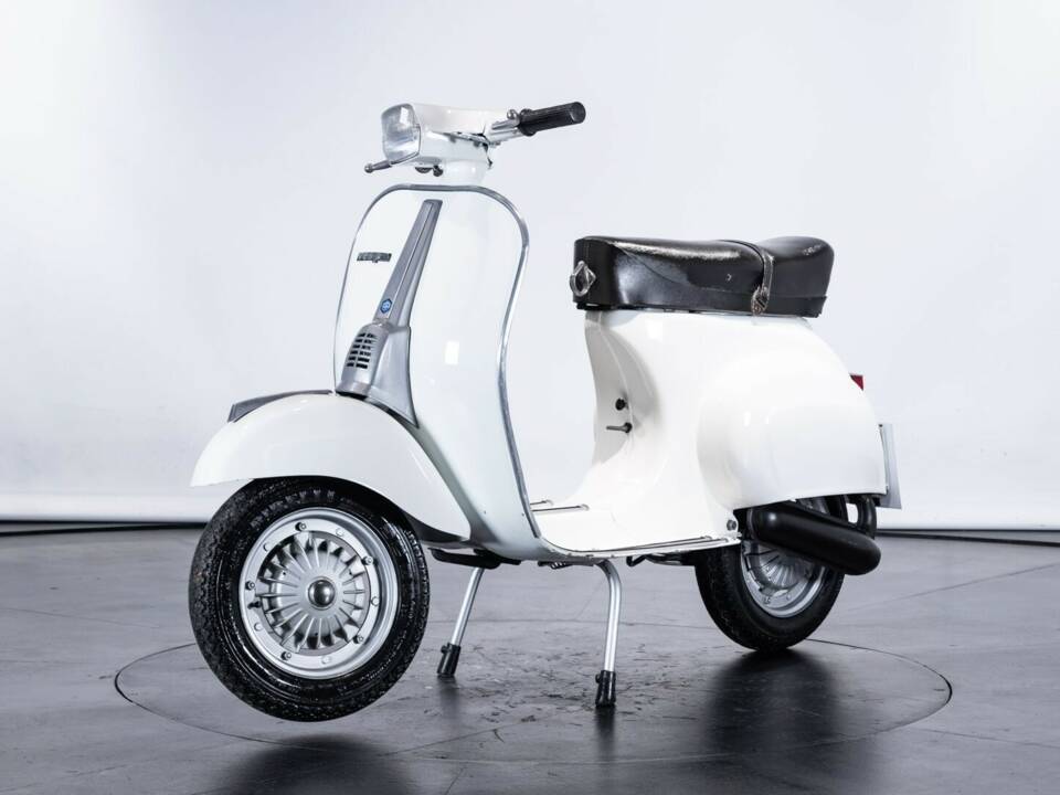 Immagine 7/50 di Piaggio Vespa 50 Special (1978)