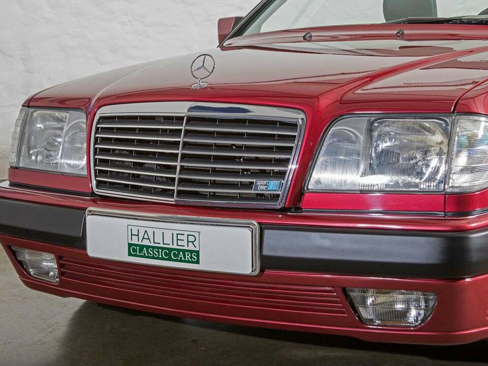 Bild 15/31 von Mercedes-Benz E 320 (1993)