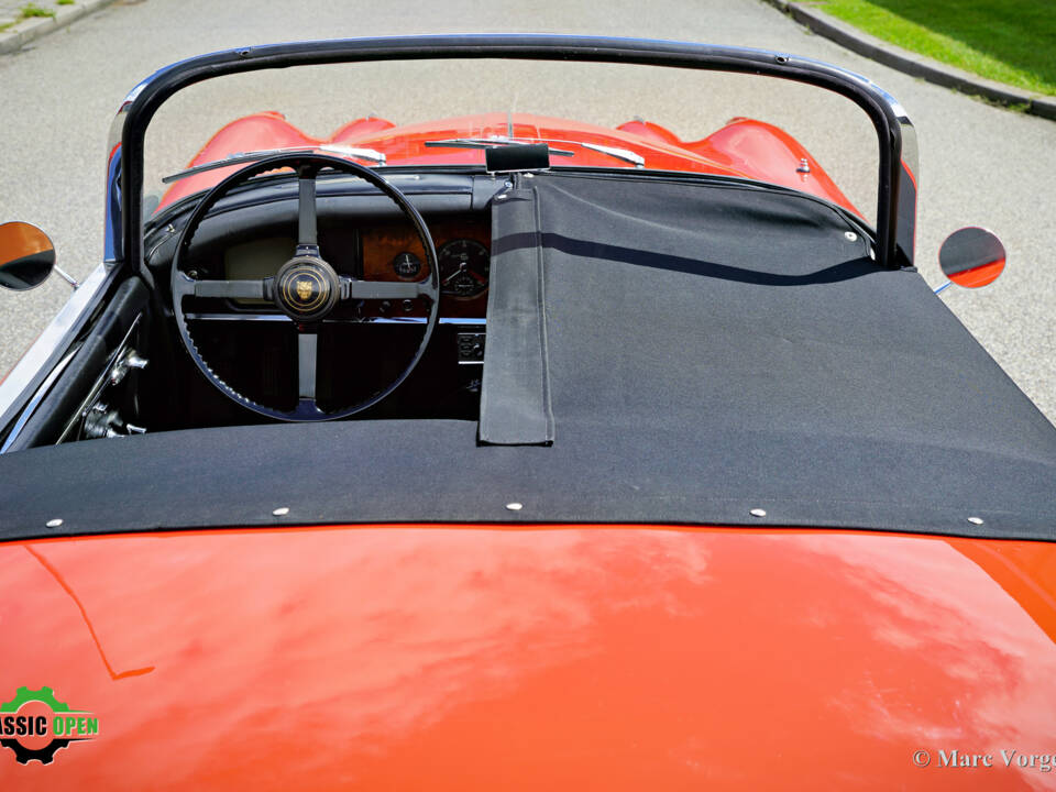 Afbeelding 33/50 van Jaguar XK 150 OTS (1958)