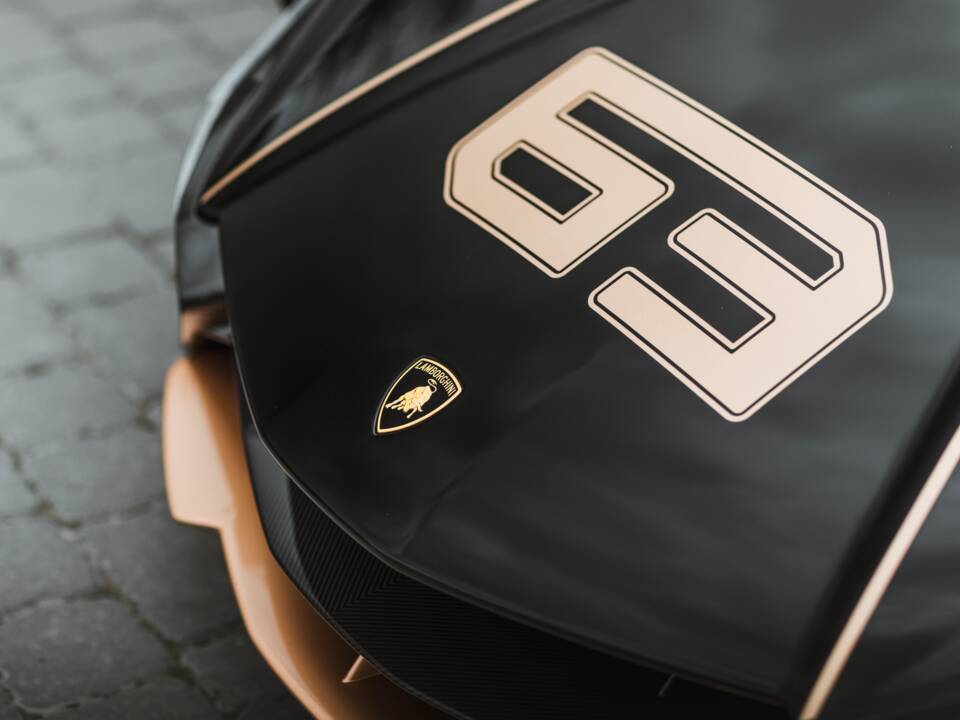 Image 10/68 of Lamborghini Sián FKP 37 (2021)