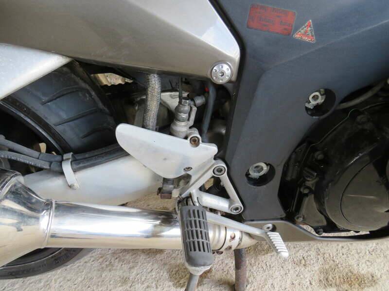 Bild 20/37 von Honda DUMMY (1998)