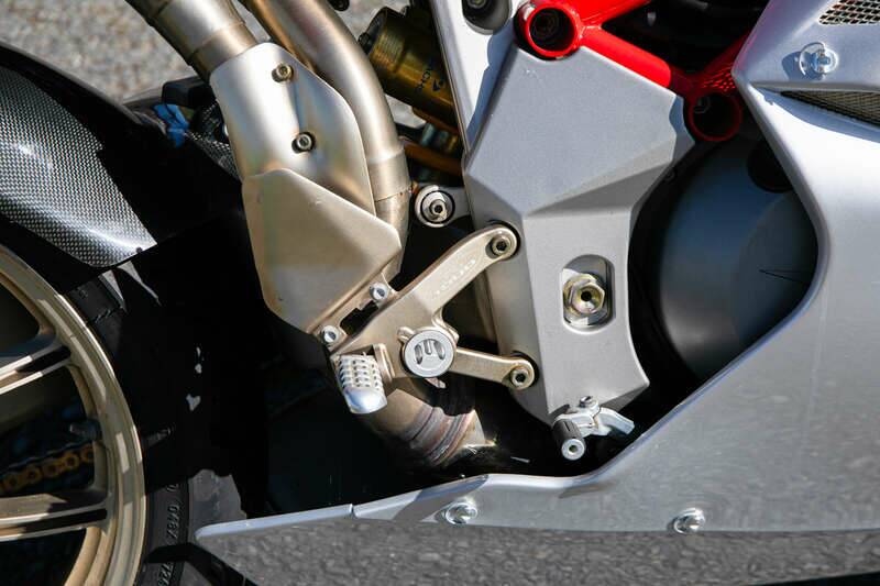 Immagine 18/30 di MV Agusta F4 1000 S (2004)