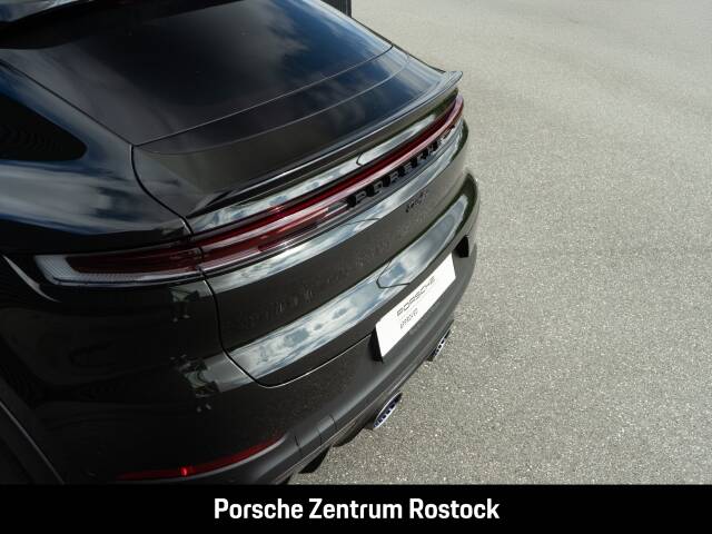 Obraz 29/33 pojazdu Porsche Cayenne Coupé Turbo S E-Hybrid (2026)