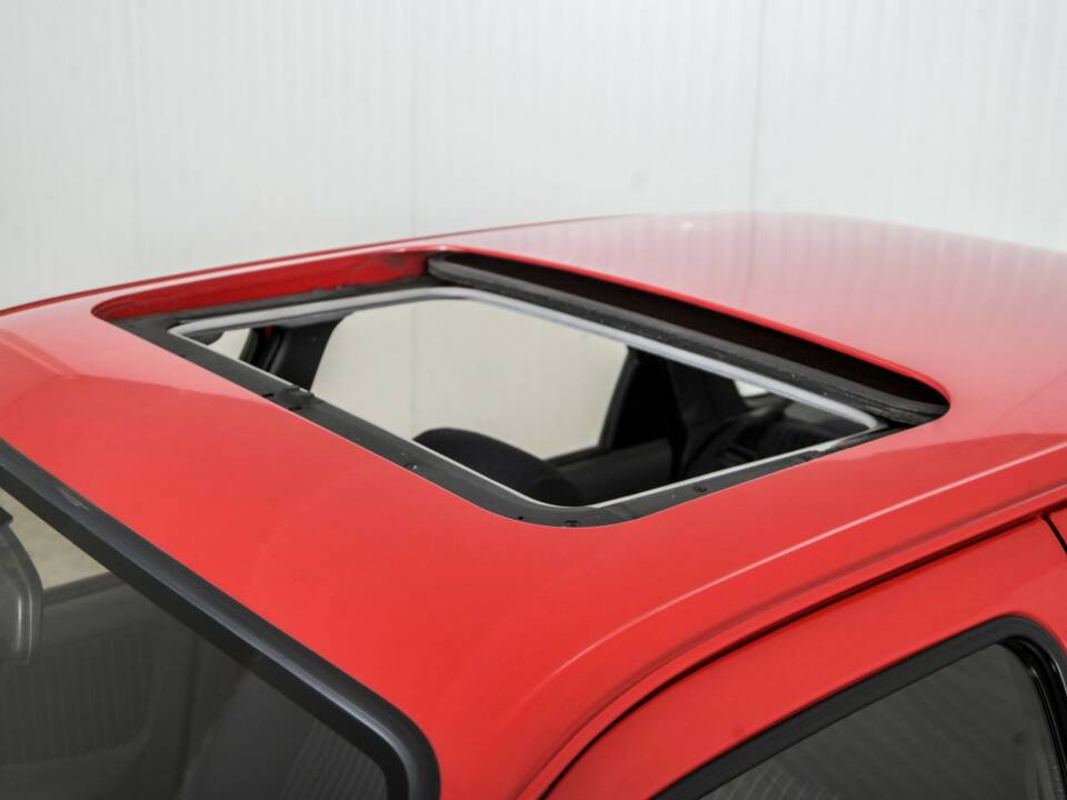 Afbeelding 47/50 van Ford Sierra 2.0 S (1987)