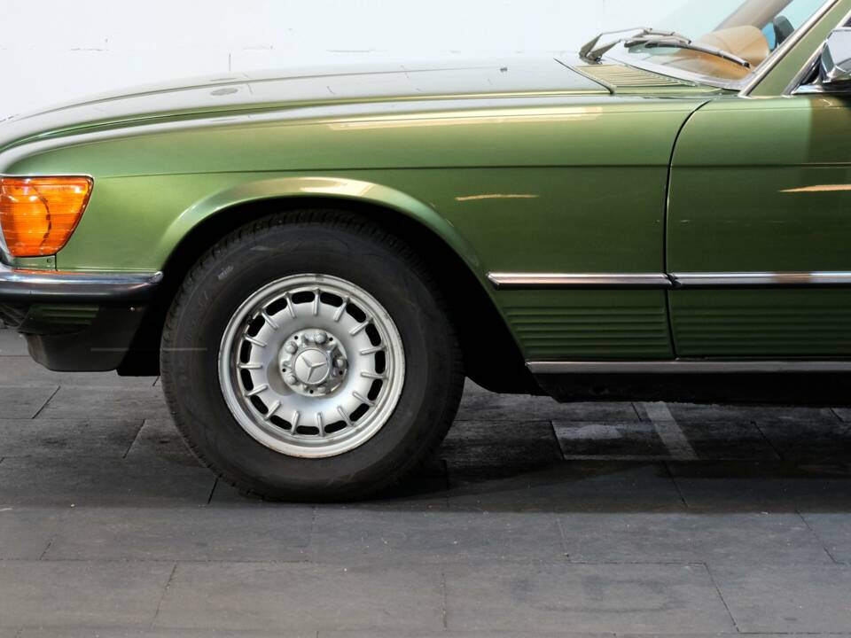 Bild 23/29 von Mercedes-Benz 500 SLC (1980)