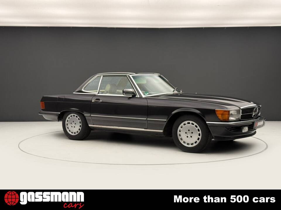 Afbeelding 7/15 van Mercedes-Benz 500 SL (1987)