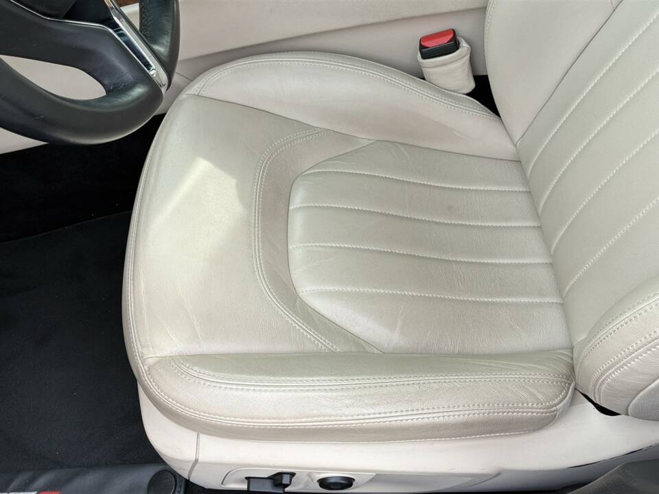 Image 13/54 of Maserati Quattroporte GTS (2015)