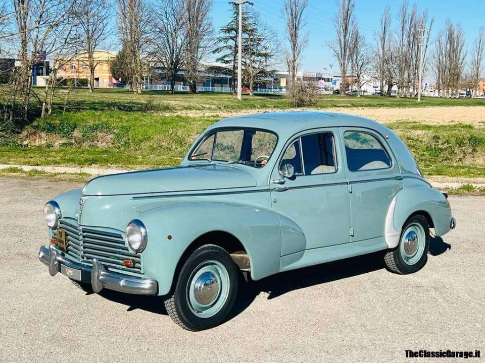 1954 | Peugeot 203