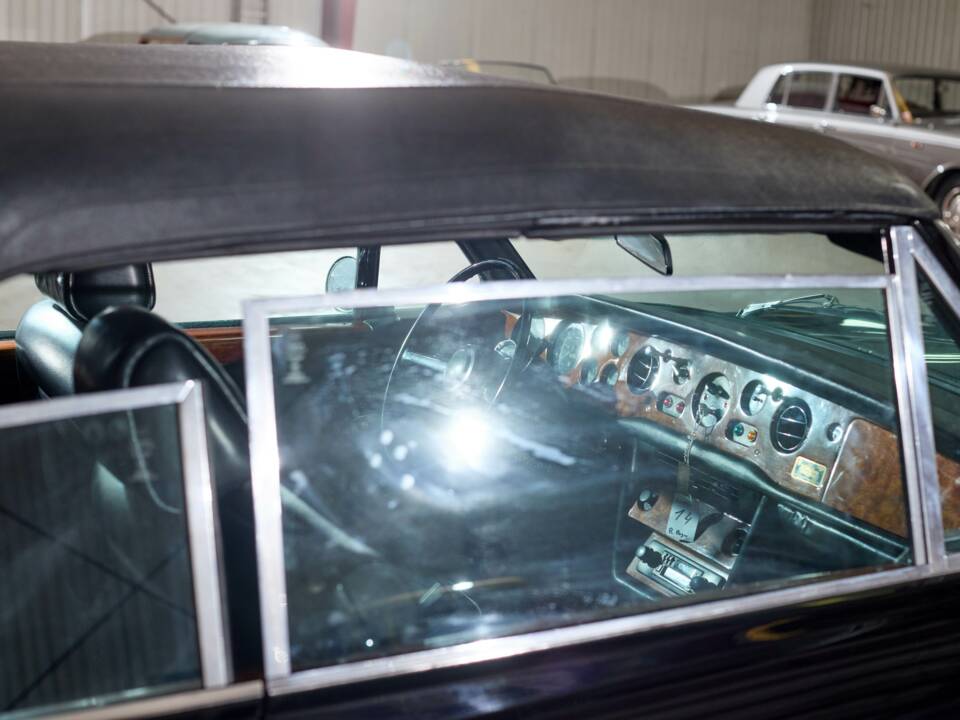 Afbeelding 47/54 van Rolls-Royce Corniche I (1973)