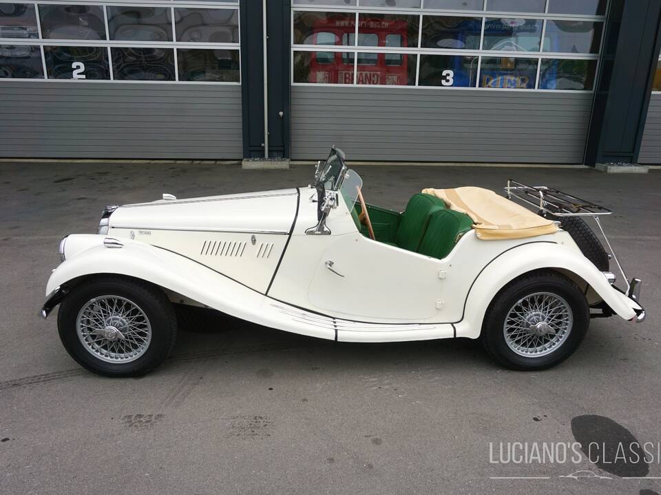 Image 3/70 of MG TF 1500 (1955)