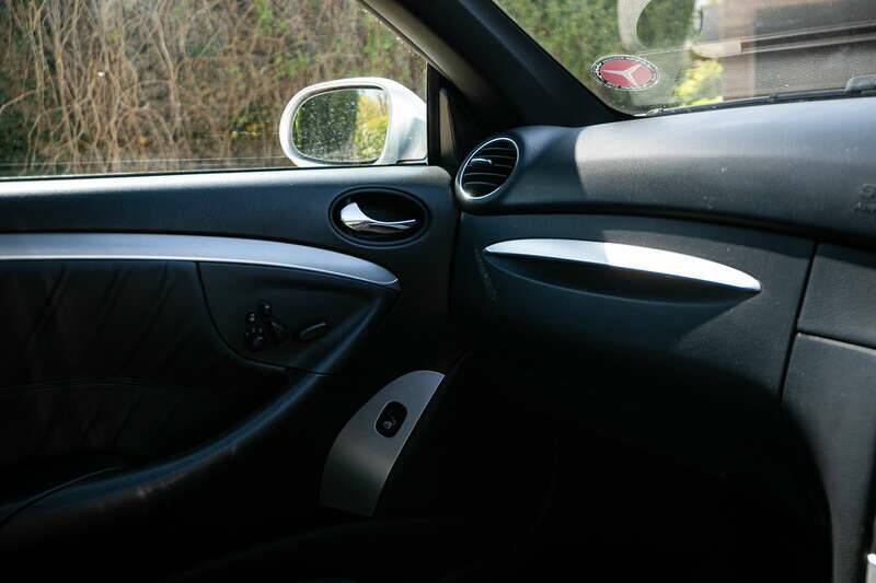 Afbeelding 21/34 van Mercedes-Benz CLK 63 AMG (2007)