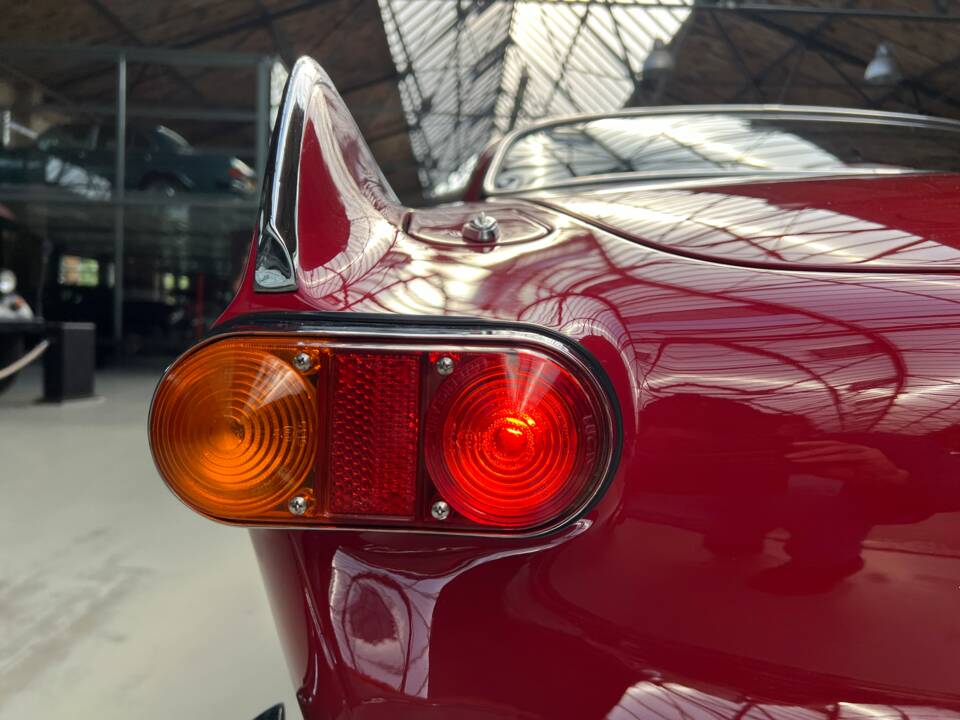 Immagine 28/28 di Volvo 1800 S (1965)