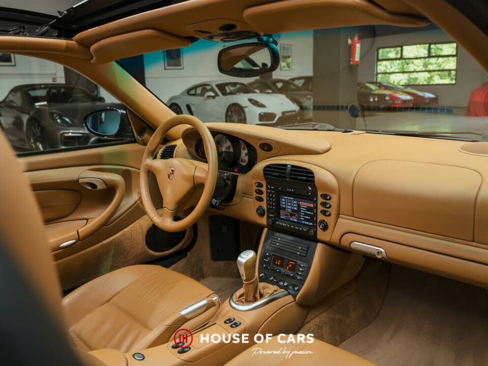 Imagen 17/24 de Porsche 911 Carrera (2003)