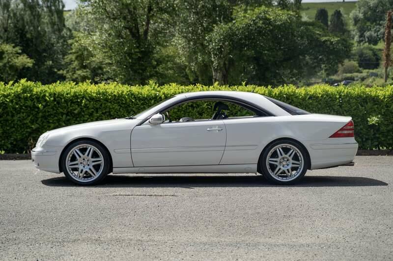 Bild 9/41 von Mercedes-Benz CL 500 (2000)