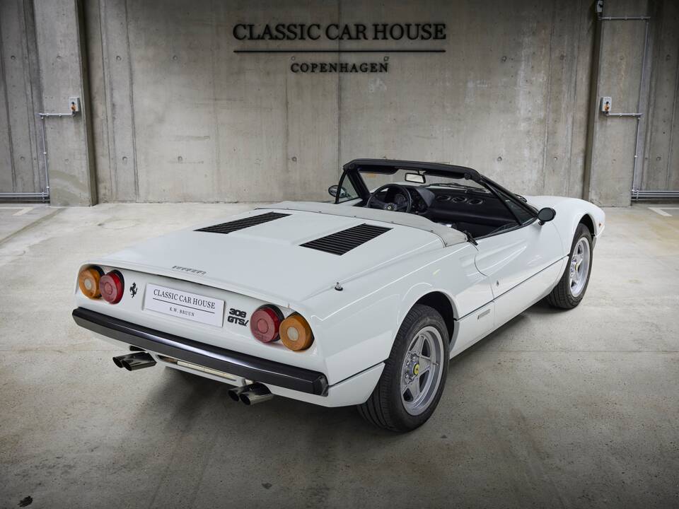 Bild 20/86 von Ferrari 308 GTSi (1982)