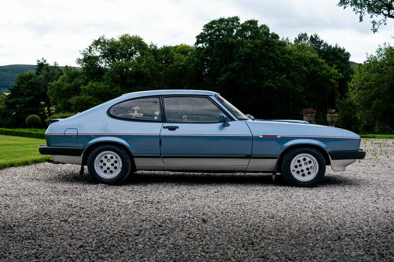 Bild 5/48 von Ford Capri 2,8i (1983)