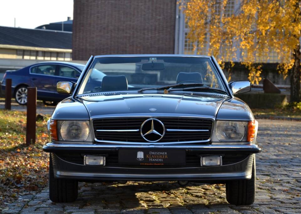 Image 6/36 of Mercedes-Benz 300 SL (1987)