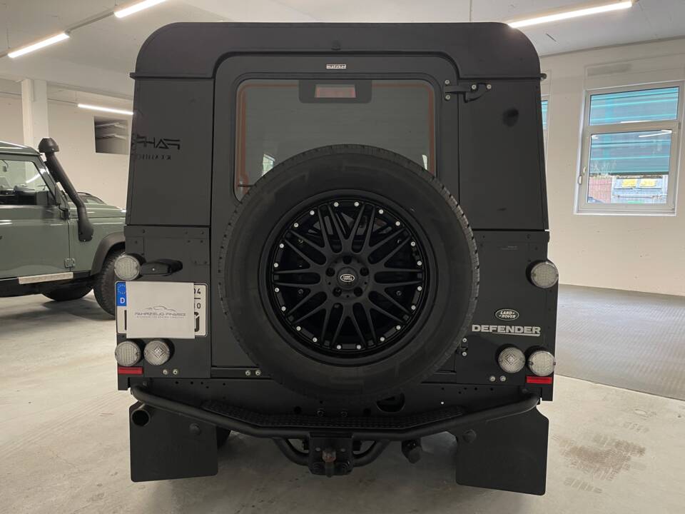 Afbeelding 7/42 van Land Rover Defender 110 (2014)