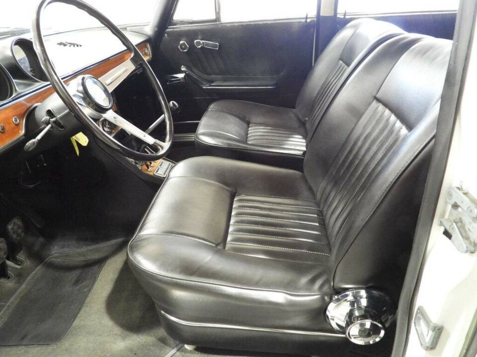Bild 3/10 von Alfa Romeo 1750 Berlina (1969)
