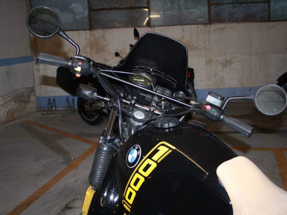 Image 15/50 of BMW DUMMY (1990)