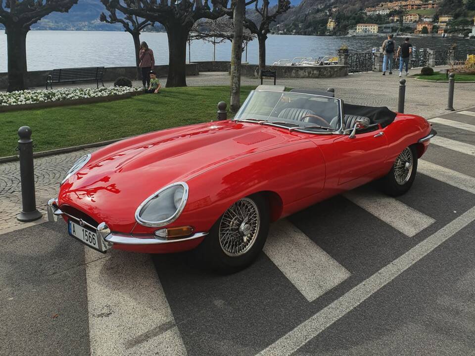 Imagen 3/7 de Jaguar Type E 4.2 (1966)