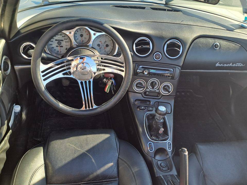 Immagine 31/37 di FIAT Barchetta 1.8 16V (1995)
