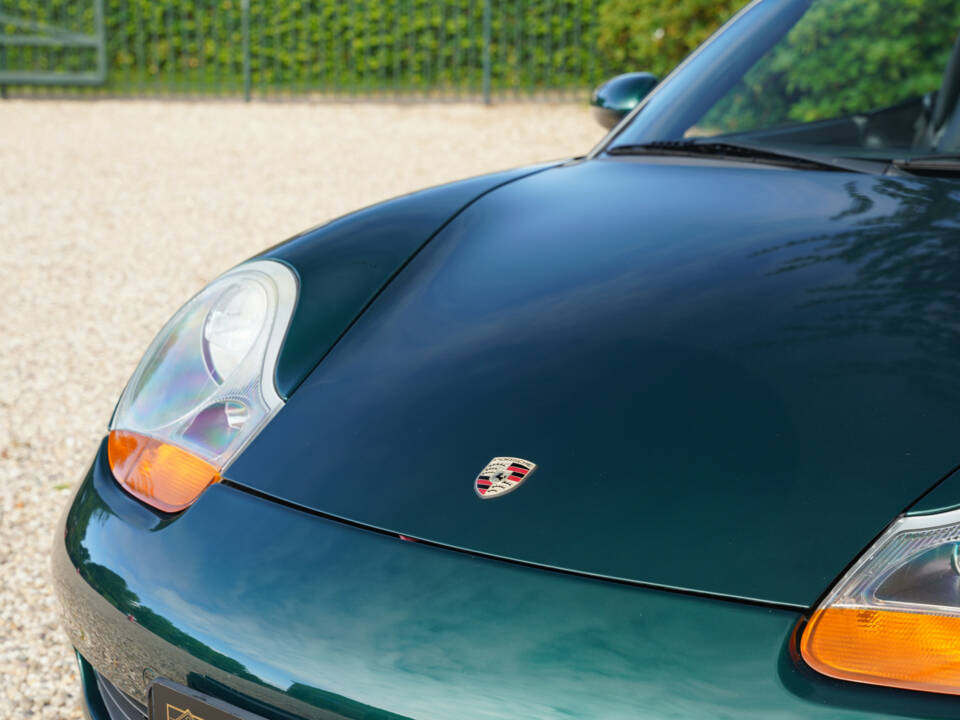 Immagine 36/50 di Porsche Boxster S (2000)